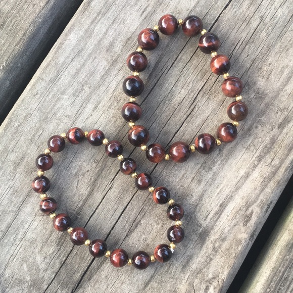 🎉Host Pick ☝️Tiger eye gemstone stretch bracelet - Picture 3 of 3